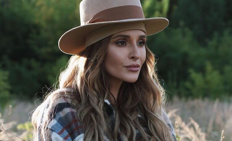 Звезда сериала "Полицейский с Рублевки" Софья Каштанова стала мамой во второй раз