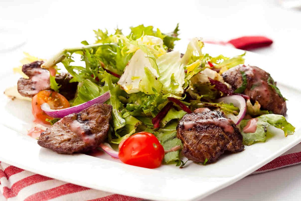 как сделать салат из говяжьей печени