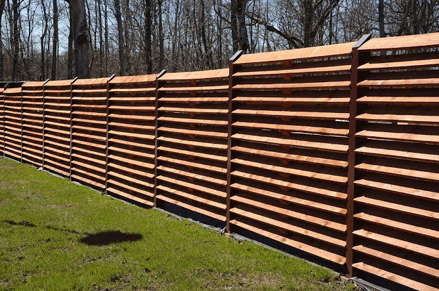 Заборы из дерева