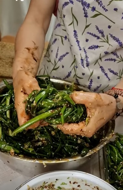 Потрясающая закуска: зеленый лук по-корейски Закуски,кухни мира