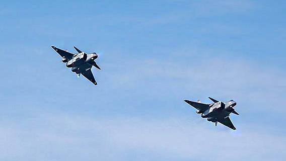 Китай направил 39 военных самолетов к Тайваню после военно-морских учений США и Японии