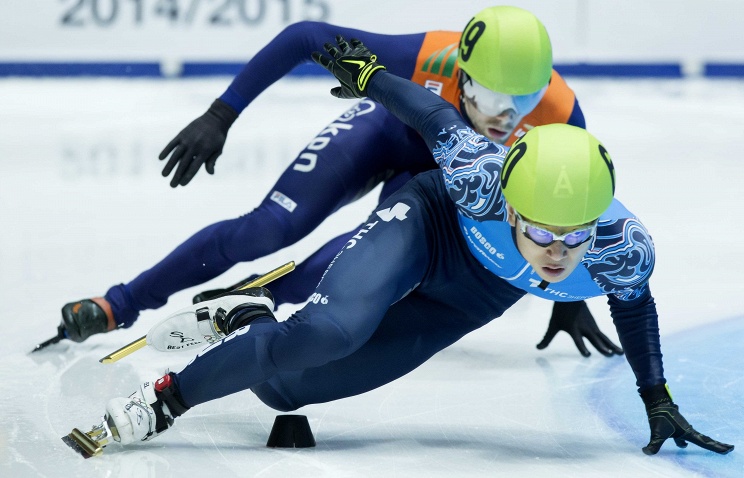 Виктор АН Чемпионат мира по конькобежному спорту