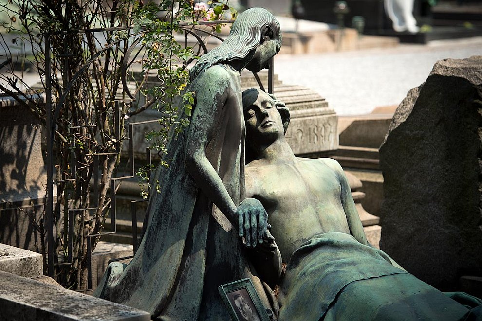 Прогулка по одному из самых красивых кладбищ в Европе Прогулка по одному из самых красивых кладбищ в Европе Европа