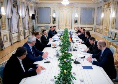 Советники лидеров ФРГ и Франции убедили Зеленского: «пришло время» договариваться с Путиным по Донбассу