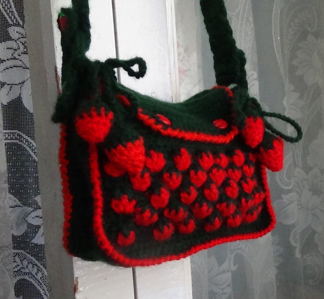 Узор «Клубнички» крючком: схема и видео мастер-класс Узор «Клубнички» крючком: схема и видео мастер-класс вязание