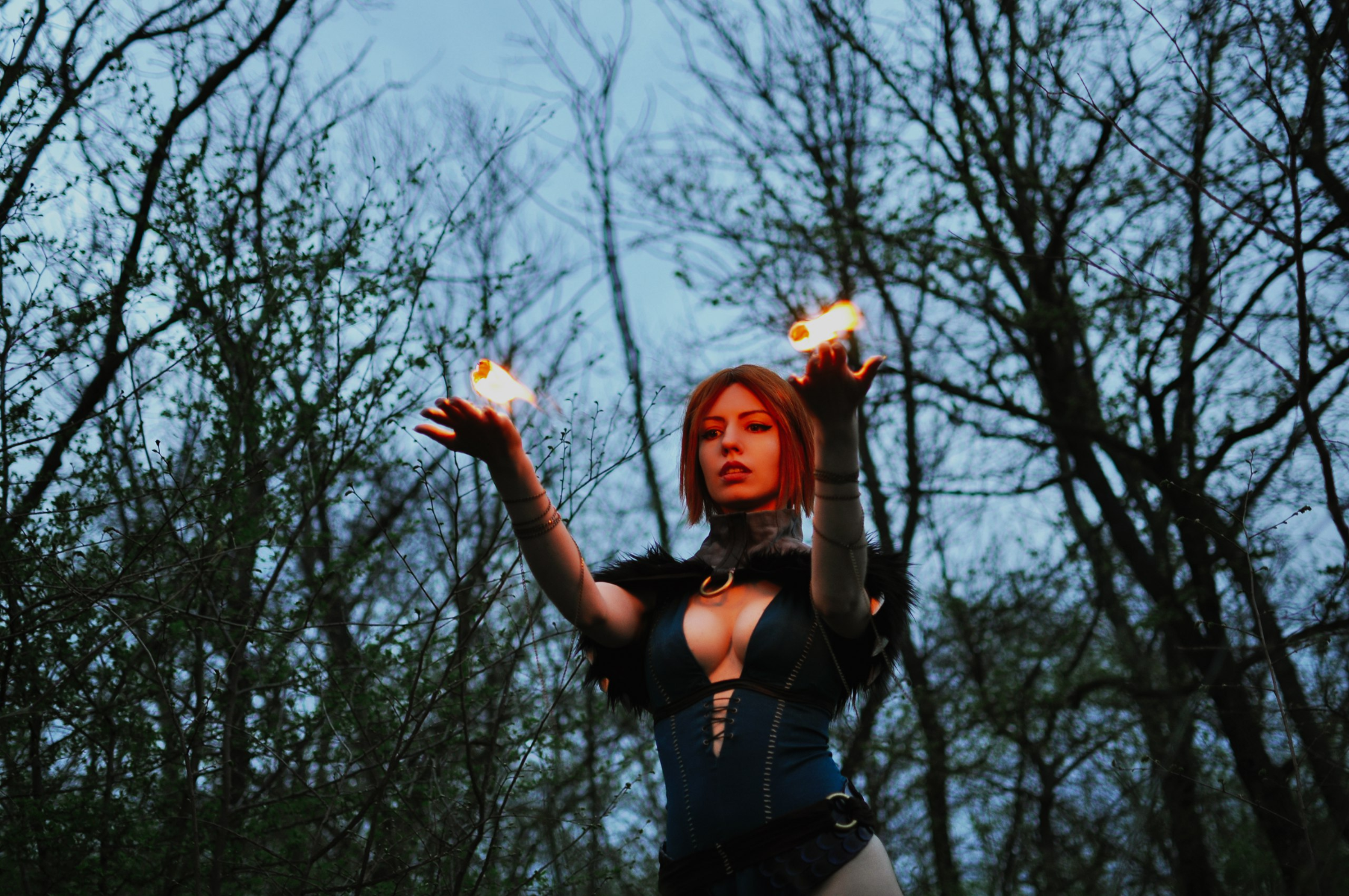 Косплей. Серый Страж - Героиня Ферелдена из Dragon Age: Начало Игры,косплей