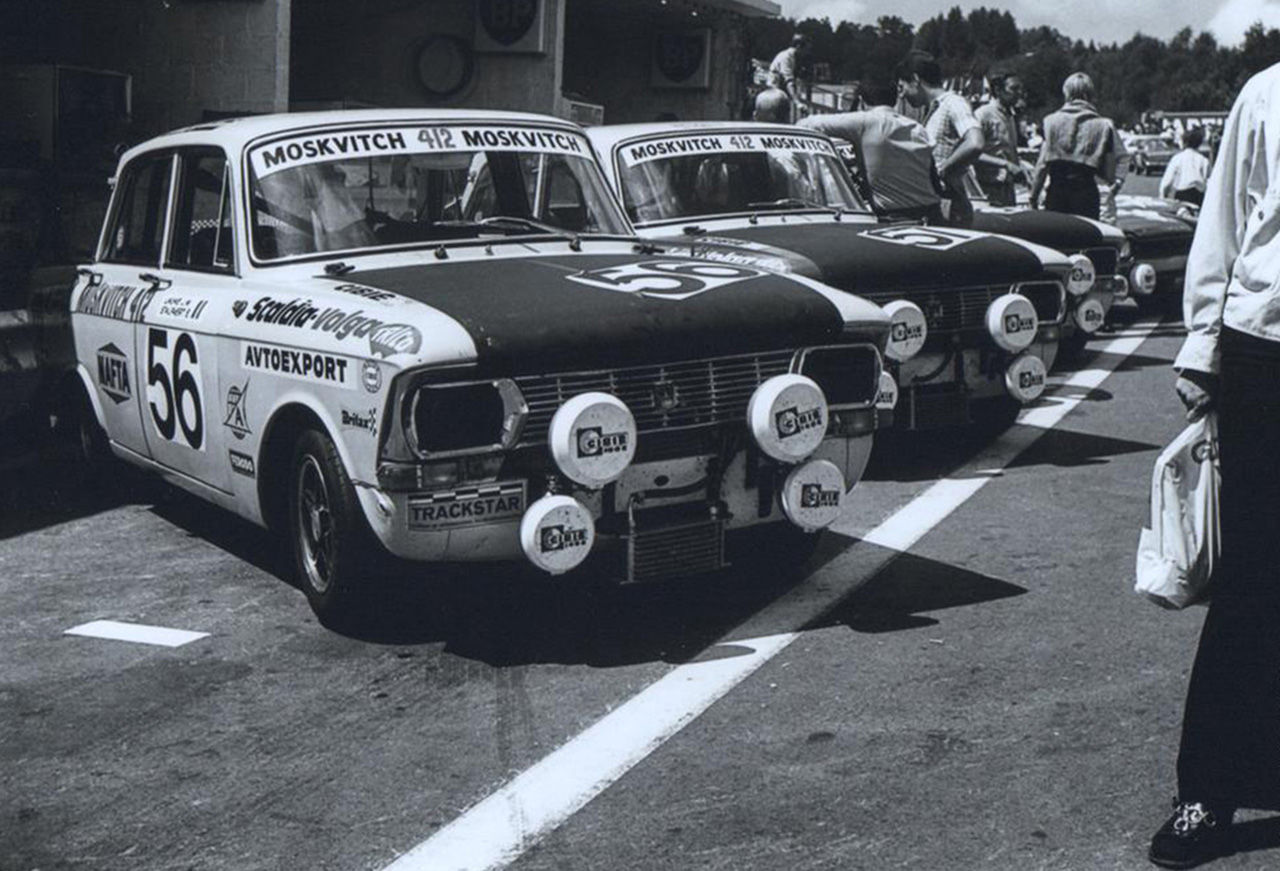 Москвич-412: вот как советские инженеры переделали двигатель BMW Москвич-412: вот как советские инженеры переделали двигатель BMW авто и мото,Москвич,советский автопром,СССР