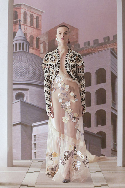 Неделя высокой моды: Кейт Мосс с дочерью, Паулина Поризкова, Кристи Тарлингтон в фильме-показе Fendi от Луки Гуаданьино Новости моды