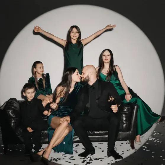 Джиган и Оксана Самойлова с детьми