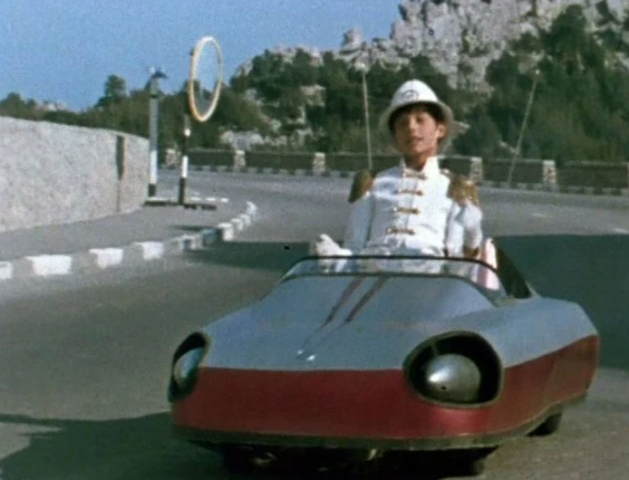 Дети-монстры в советском кино. Волшебник из «Тайны железной двери», и мальчишка его сыгравший Дети-монстры в советском кино. Волшебник из «Тайны железной двери», и мальчишка его сыгравший