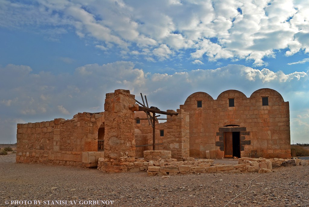 Чудеса в арабской пустыне - английские шпионы, голые бабы и замки из потустороннего мира Чудеса в арабской пустыне - английские шпионы, голые бабы и замки из потустороннего мира арабская пустыня,замки,Иордания,история,путешествие