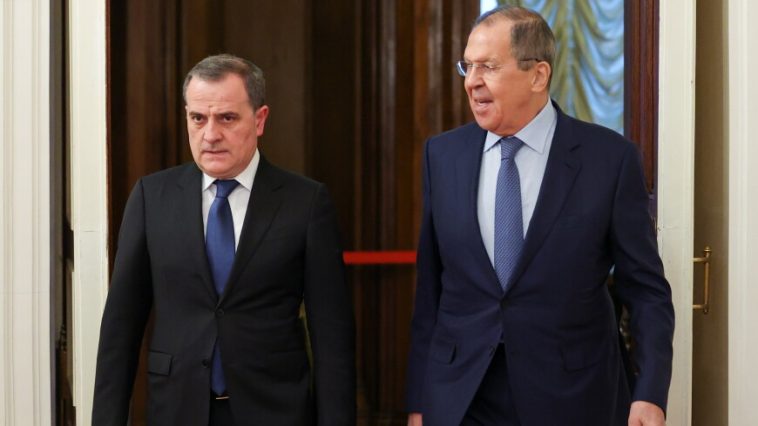 Главы МИД России и Азербайджана провели переговоры в Москве