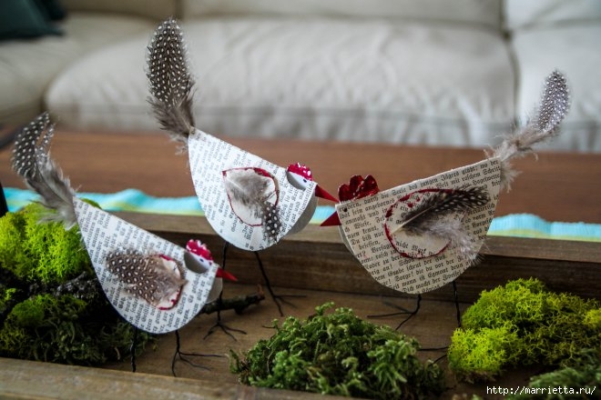 Креативные пасхальные курочки из книжных страниц Креативные пасхальные курочки из книжных страниц мастер класс