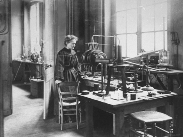 Нобелевские премии Мария Склодовская-Кюри, биография, женщина 20 век, наука, физика, фишки-мышки, химия