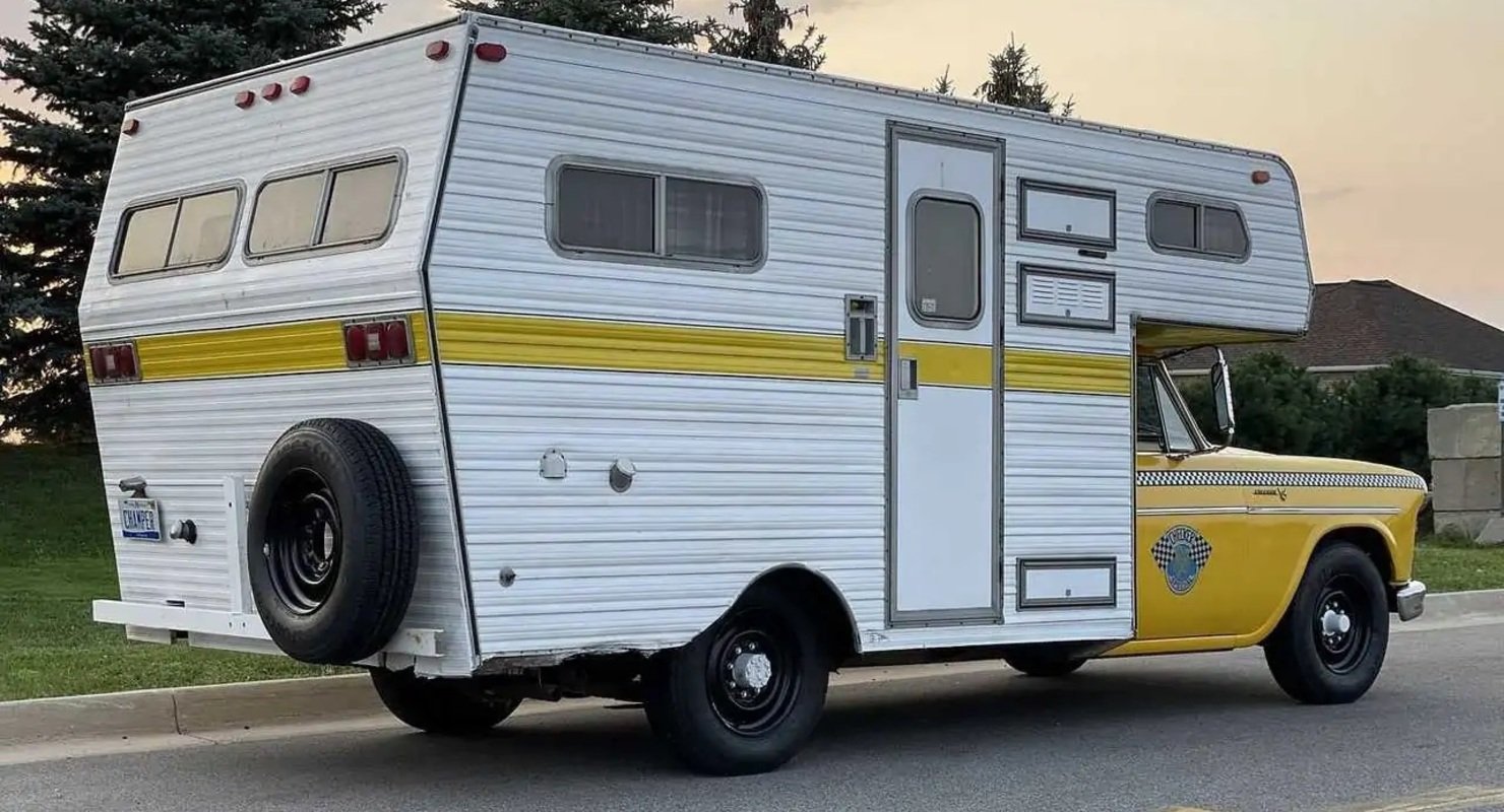 Кемпер из США, созданный на базе старого такси Checker