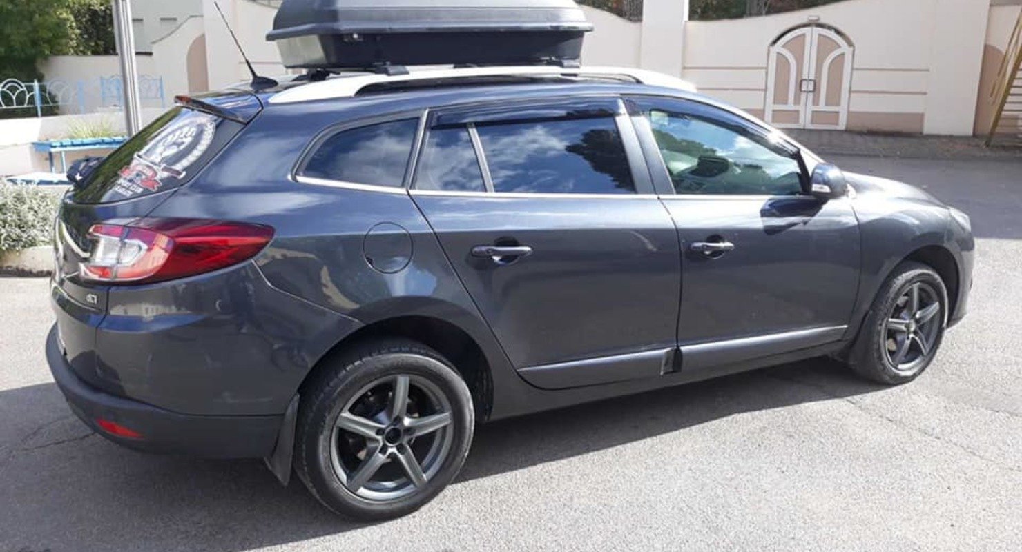 Зачем устанавливают брызговики с каждой стороны колеса?