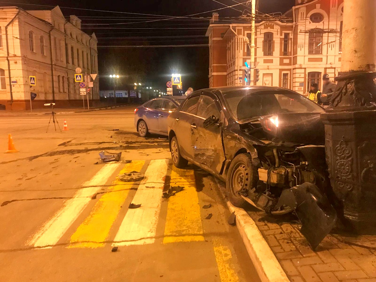 Происшествие в тамбове сегодня. Сегодняшнее ДТП В Тамбове. Ночное ДТП на интернациональной. Авария на интернациональной улице Тамбов.