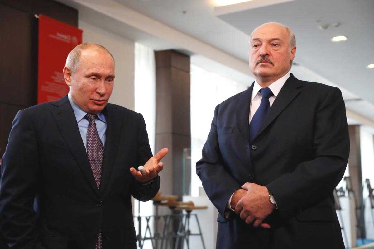 Путин обиделся на Лукашенко за то, что тот переиграл его с Парадом Победы Лукашенко, Москва, просто, Победы, Путина, Россией, Путин, вчистую, переиграл, лидер, Белоруссией, союзнику, между, решил, Белоруссии, время, России, Великой, отечественной, войны