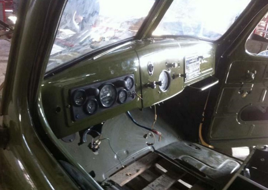 ЗИЛ-164 по прозвищу «Захар» — в металл нельзя, помиловать! ЗИЛ-164 по прозвищу «Захар» — в металл нельзя, помиловать! автомобили,история,ремонт