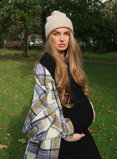 Ангел Victoria’s Secret Роми Стрейд снялась обнаженной в преддверии родов Дети,Беременные звезды