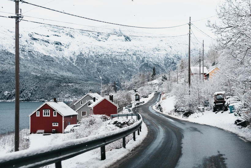 Почему норвежцы не экономят электричество и не обогревают дома газом которые, Норвегия, страна, страны, Норвегии, использует, занимает, около, также, электроэнергию, электроэнергии, углеводородов, очень, несколько, жителей, энергии, располагались, здесь, ледникам, покровным