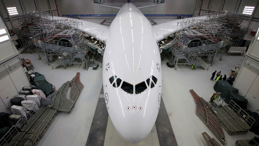Reuters: Канада разрешила Airbus использовать российский титан