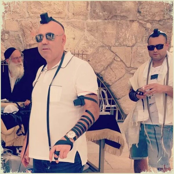 7 наших звезд-евреев, которые чтут традиции своего народа, стараясь не афишировать это 7 наших звезд-евреев, которые чтут традиции своего народа, стараясь не афишировать это