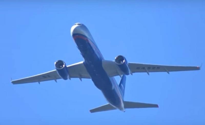 Российский разведчик пролетел над важнейшими базами армии США