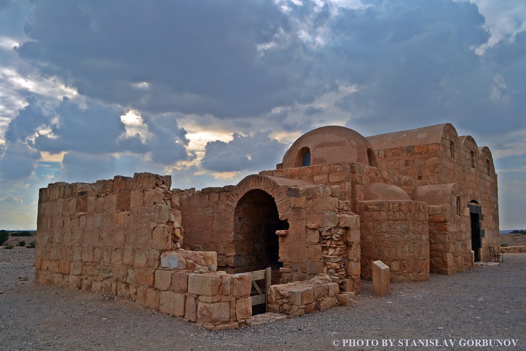 Чудеса в арабской пустыне - английские шпионы, голые бабы и замки из потустороннего мира Чудеса в арабской пустыне - английские шпионы, голые бабы и замки из потустороннего мира арабская пустыня,замки,Иордания,история,путешествие