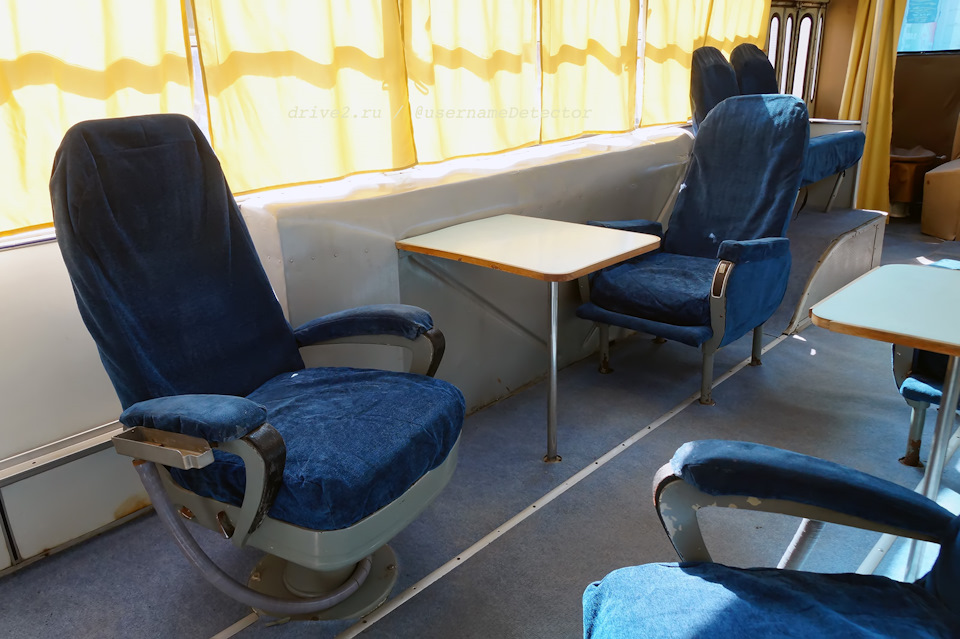 ЛАЗ-695Б: Первый в космосе, или автобус для Гагарина видео,машины