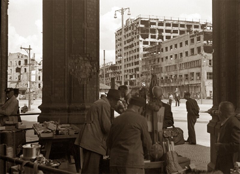 Спасение без опасности. С чего начиналась блокада Западного Берлина 