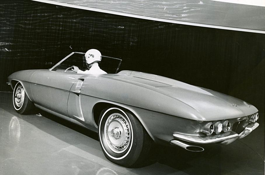 История легенды: Corvette Corvette, двигателем, установленным, среднемоторного, Петерсена, Astro, восьмого, можно, музея, машине, спорткара, XP719, более, только, прорези, находится, двигателя, General, фотографии, экспериментом