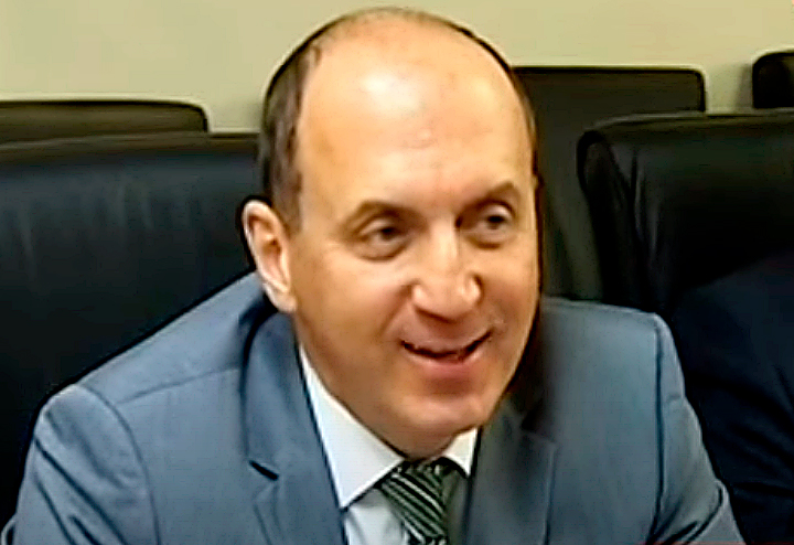 ДЕСЯТЬ ОЛИГАРХОВ, УКРАВШИХ У РОССИИ БУДУЩЕЕ ДЕСЯТЬ ОЛИГАРХОВ, УКРАВШИХ У РОССИИ БУДУЩЕЕ россия