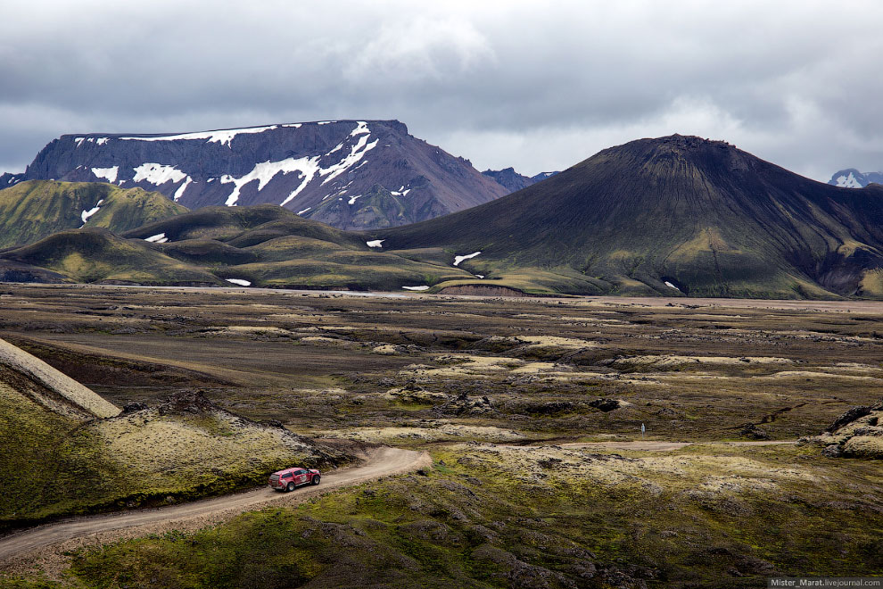 Путь к долине Landmannalaugar в Исландии