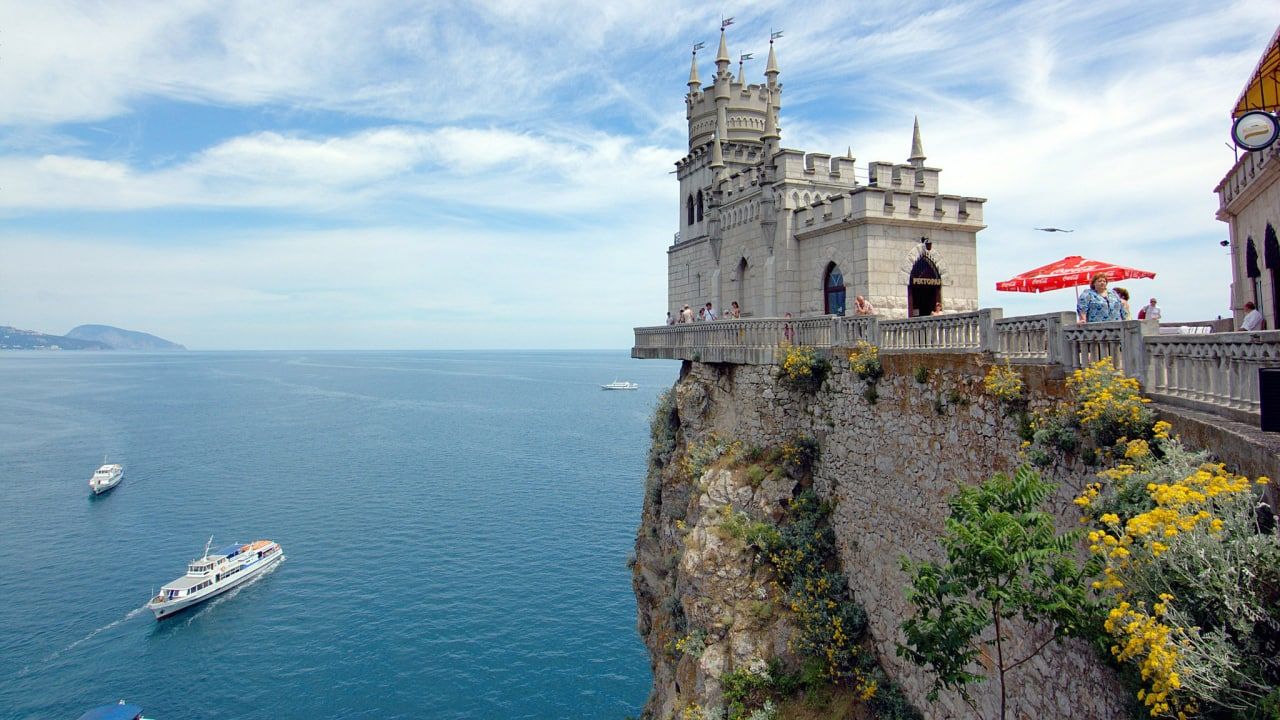 Представители Херсонской и Запорожской областей посетят фестиваль русской культуры в Крыму