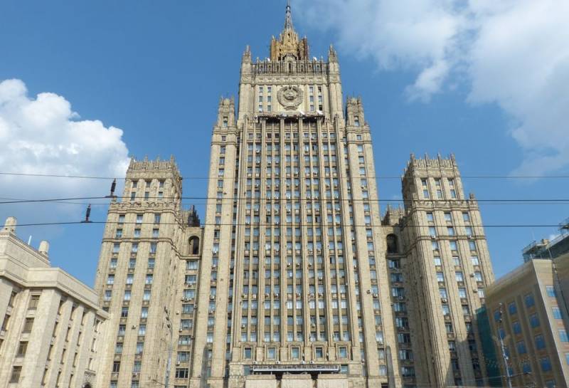 Россия ответила на предложение Турции решить карабахский конфликт «по-сирийски» Россия ответила на предложение Турции решить карабахский конфликт «по-сирийски» Новости