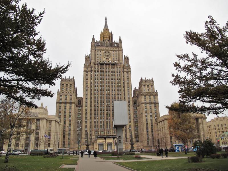 МИД заявил о развязанной Западом войне против России Новости