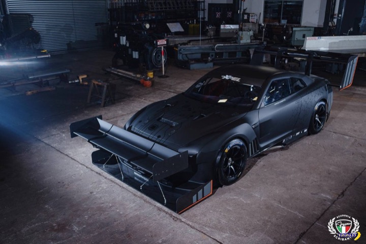 Nissan GT-R: осторожно, спойлеры! Nissan GT-R: осторожно, спойлеры! авто и мото,автоновости