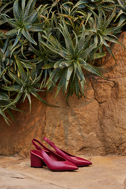 Главная деталь: выбираем аксессуары на любой вкус из новых лукбуков Главная деталь: выбираем аксессуары на любой вкус из новых лукбуков Лукбук