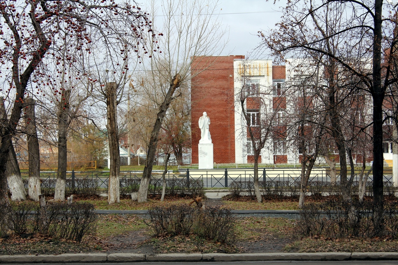 Площадь коркино. Аллея памяти Коркино. Дворец Горняк Коркино. Памятники города Коркино.