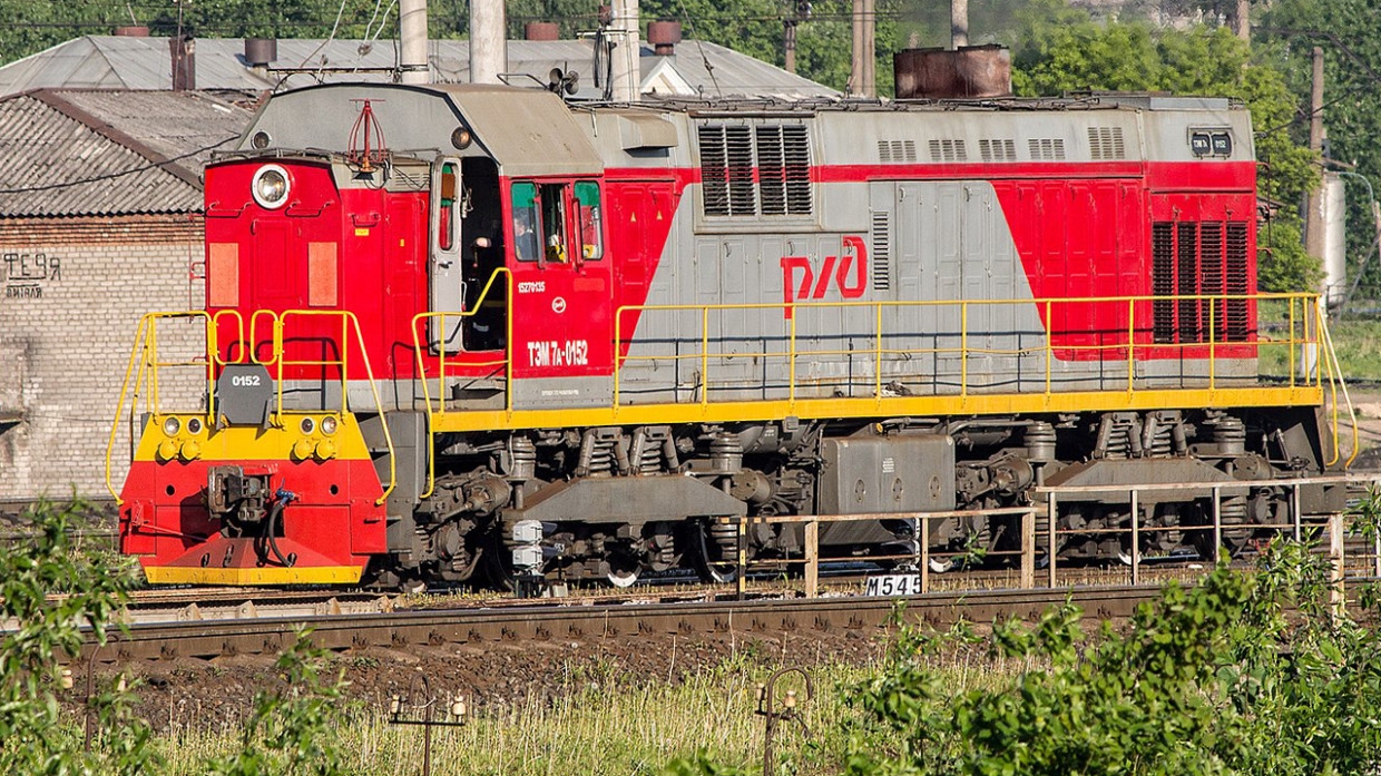 Прокуратура начала проверку по факту ЧП с локомотивом в Югре