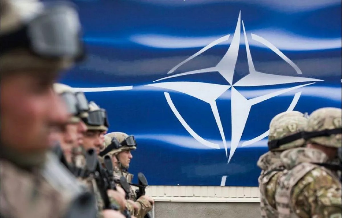 НАТО сочли «вооруженными силами США»