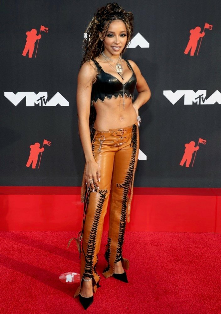 18/32 Tinashe
Image: Rob Kim/FilmMagic/Getty Images