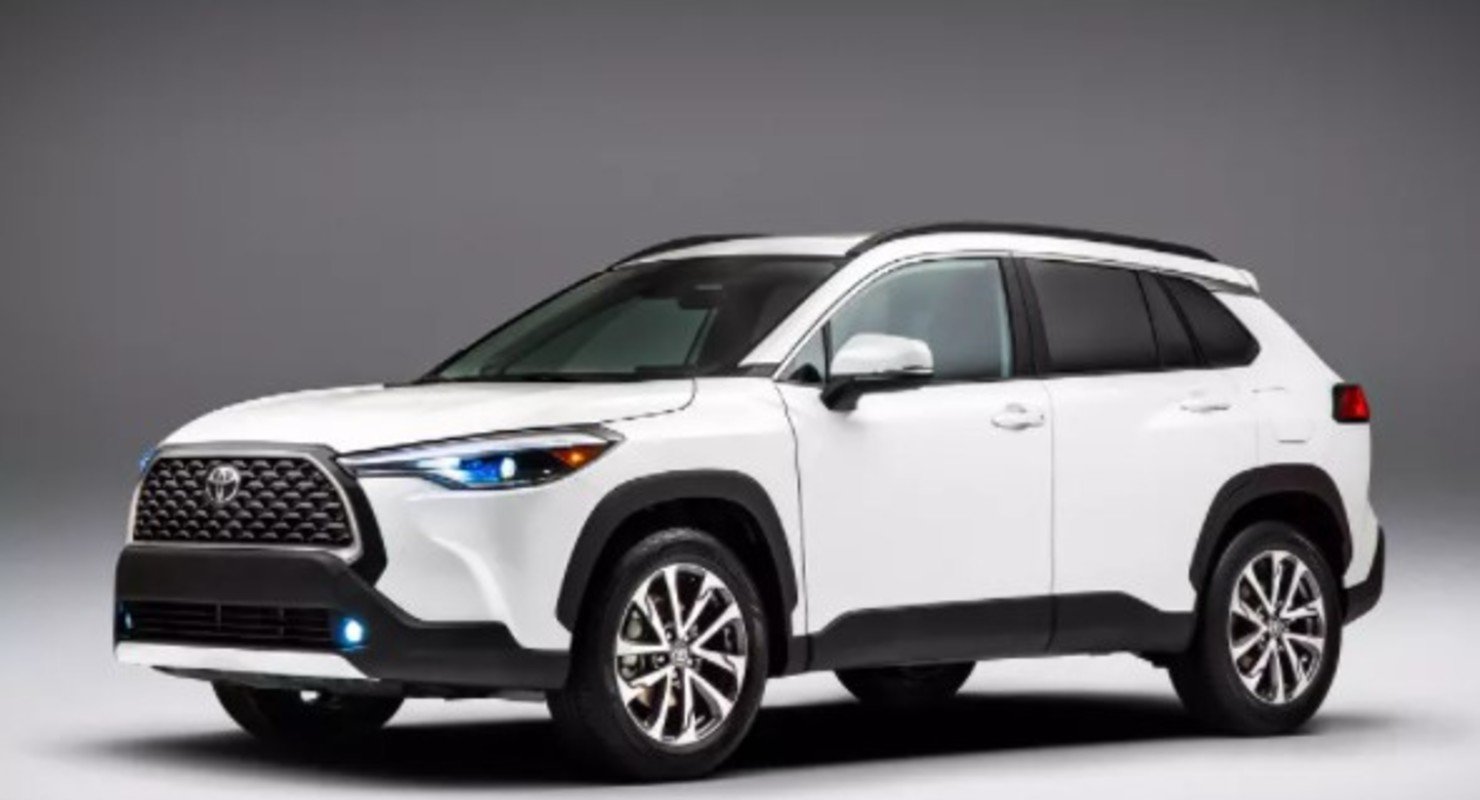 У вседорожной Toyota Corolla Cross появится гибридная версия для США