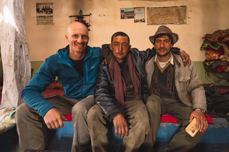  Мэттью Карстен с местными жителями Ваханский коридор, афганистан, вид, горы, природа, путешествие, фотомир