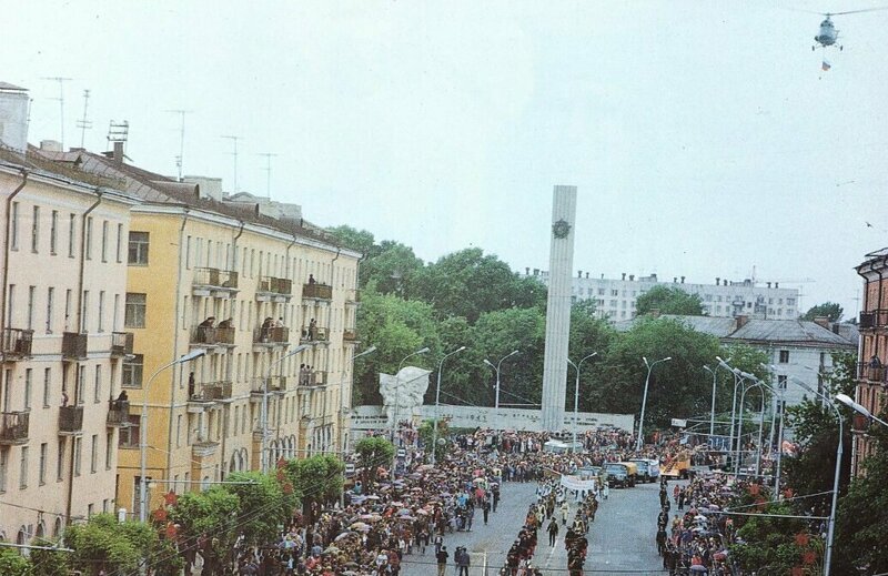 Девяностые в российской провинции Девяностые в российской провинции ретро,СССР