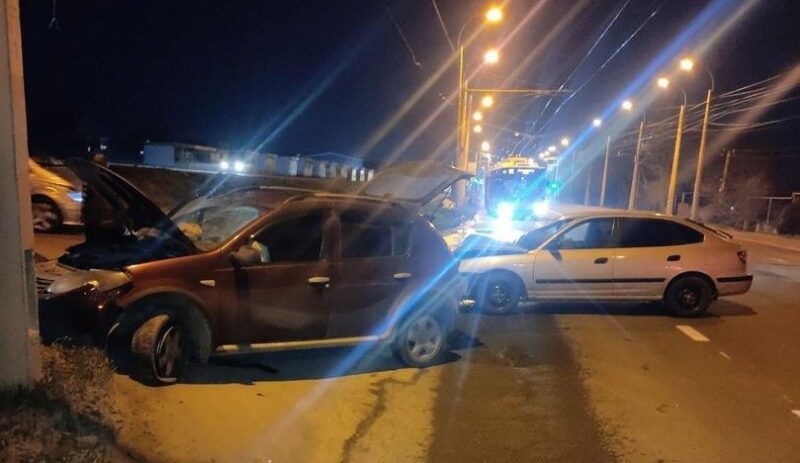 Вечернее ДТП на трассе «Симферополь – Алушта». В районе села Заречное столкнулись легковые автомобили