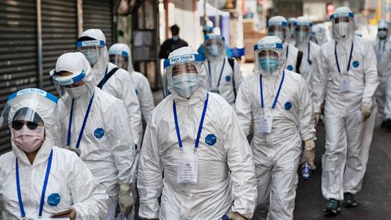 30 гонконгских чиновников были отправлены на карантин после вечеринки по случаю дня рождения