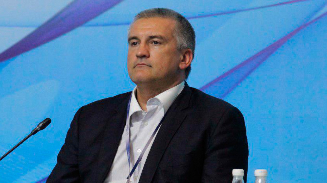 Аксенов подтвердил отставку министра транспорта Крыма Исакова
