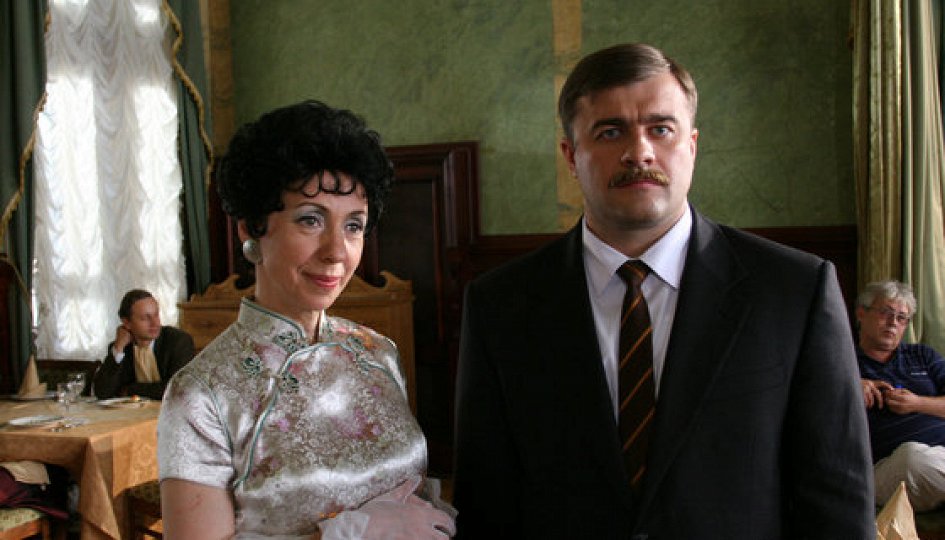 В чем секрет семейного долголетия актрисы, получившей прозвище "вечный двигатель" В чем секрет семейного долголетия актрисы, получившей прозвище "вечный двигатель" актриса,Галина Петрова,наши звезды,фильм,шоу,шоубиz,шоубиз